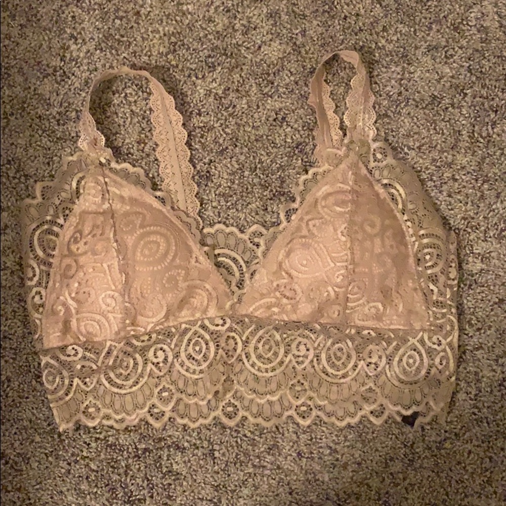 Bundle of 8 bralettes
